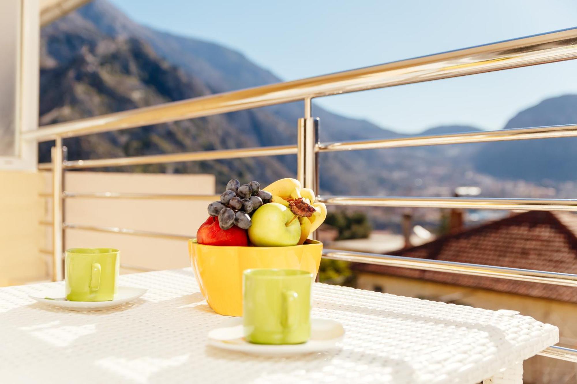 Apartments Blue Sea Kotor Extérieur photo