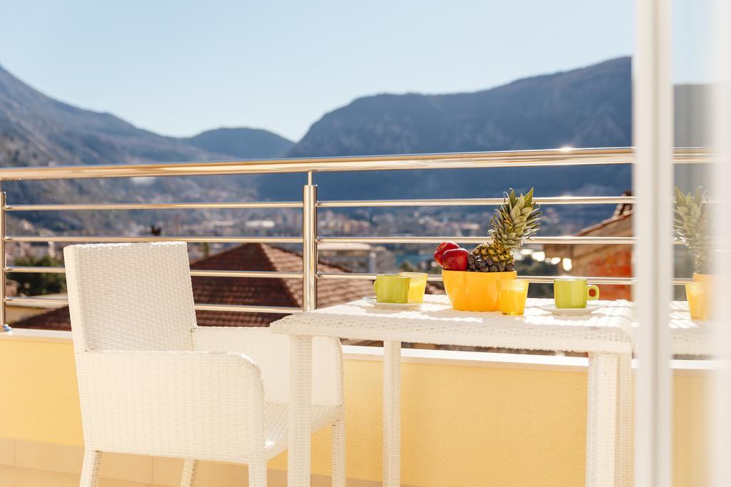 Apartments Blue Sea Kotor Extérieur photo