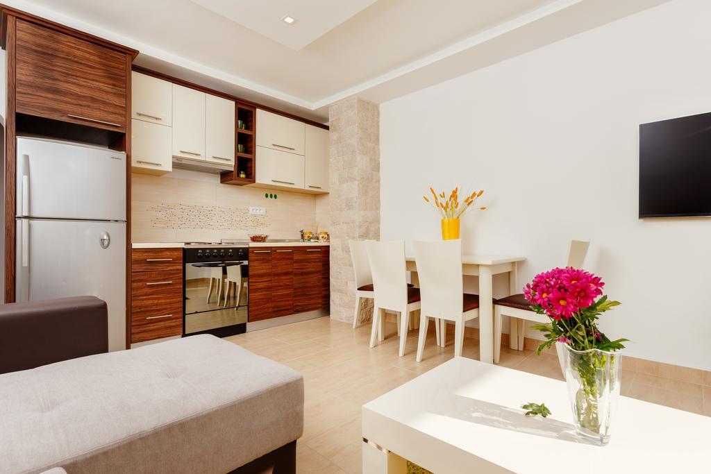 Apartments Blue Sea Kotor Extérieur photo